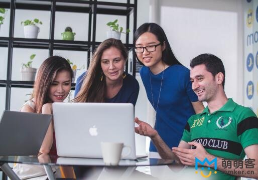 店主與外包公司合作的好處，客服外包的優勢