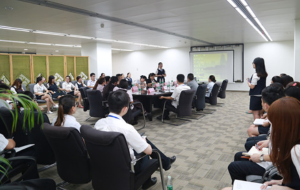 為什么網(wǎng)店會(huì)選擇客服外包？兼職客服不好嗎？