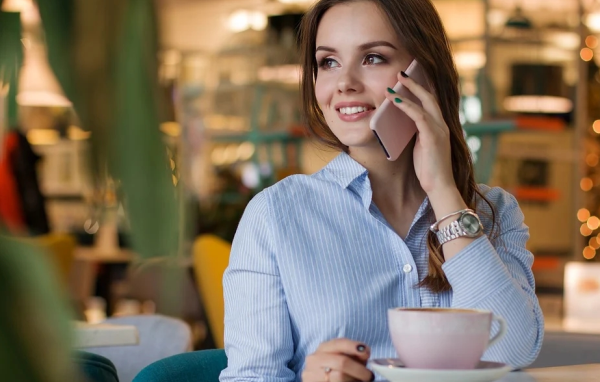 客服接待客戶時一定要熱情　