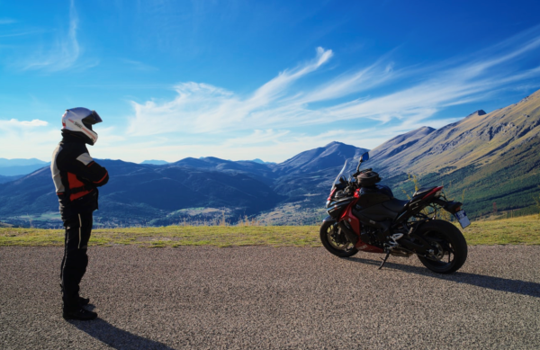 為什么網店要選擇客服托管