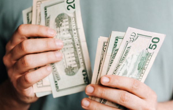 網店客服外包好嗎？