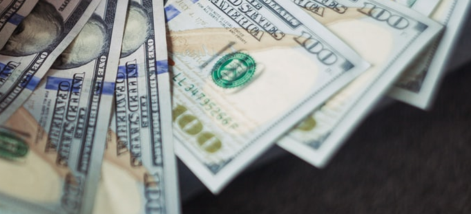 臨時(shí)客服收費(fèi)較低