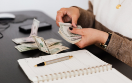 進口店客服外包費用大概是怎么算的?貴嗎?