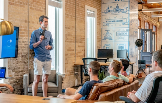 客服外包是怎樣培訓(xùn)員工的？客服需要做到什么？