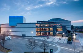 哪里能找到專業的呼叫中心客服外包公司?