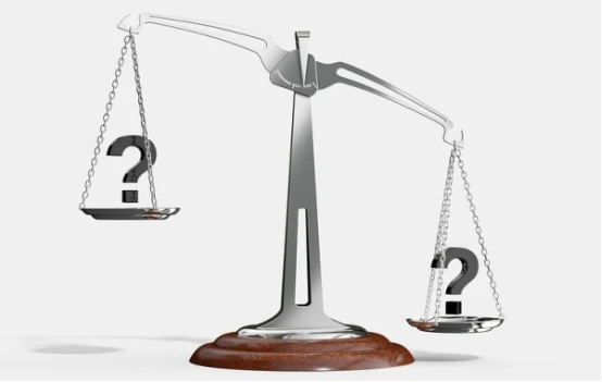 外包與自聘的比較