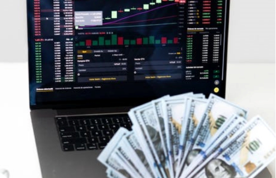 外包有節(jié)省成本的特點