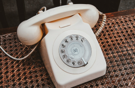 企業(yè)的400電話業(yè)務(wù)可以外包嗎?外包有什么好處?