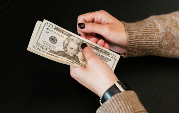 外包平臺(tái)的收費(fèi)合理