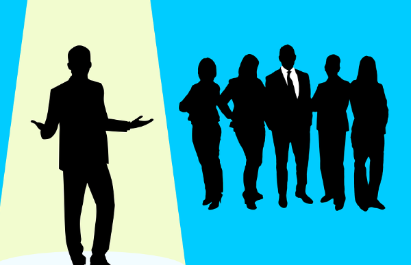 專業(yè)客服人員