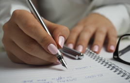 對接企業電話客服外包值嗎?外包客服靠譜嗎?