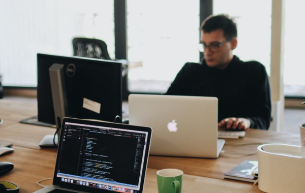 天貓客服該如何處理客戶投訴問題？