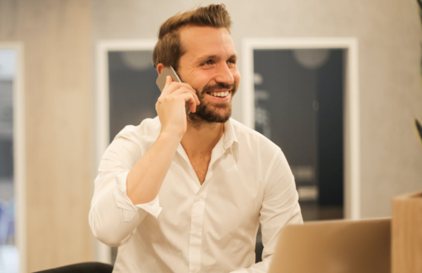 對客戶有良好的態度