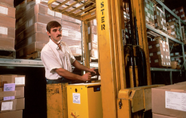 開網店選擇一件代發的貨源怎么樣?利弊分別是什么?