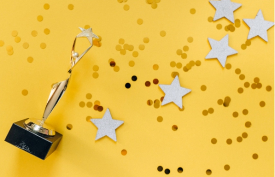 獎(jiǎng)罰分明