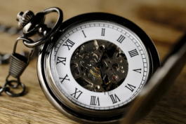 客服外包服務(wù)模式的優(yōu)勢(促銷節(jié)網(wǎng)店店主選擇客服外包服務(wù)模式的優(yōu)勢和弊端)