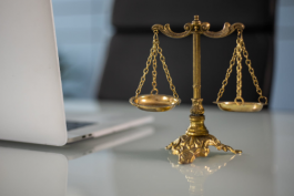 客服外包與自建客服團隊利弊(天貓客服外包和自聘客服的比較)