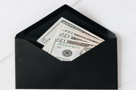 網(wǎng)店運(yùn)費(fèi)險(xiǎn)相關(guān)信息(運(yùn)費(fèi)險(xiǎn)的定義和淘寶網(wǎng)店開(kāi)通運(yùn)費(fèi)險(xiǎn)的條件)