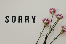客服致歉安撫話術(shù)（分享優(yōu)秀在線客服電話客服的及時致歉安撫顧客情緒的話術(shù)）