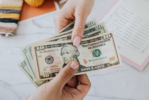 請顧客墊付運費