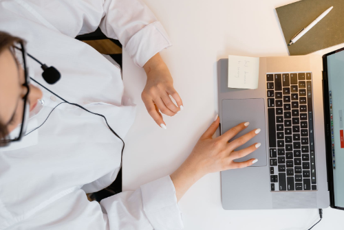 淘寶客服與客戶聊天