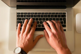 電商售中客服崗位職責(zé)及工作內(nèi)容