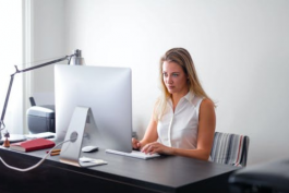 天貓?zhí)詫毦W(wǎng)店招聘高級(jí)美工設(shè)計(jì)的要求