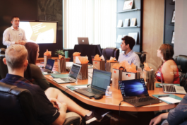 天貓網店客服經理崗位是如何管理團隊的?