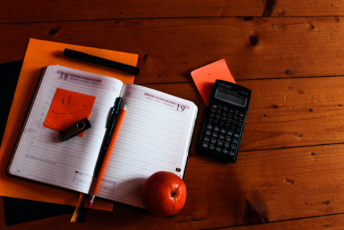 淘寶售前客服應該具備的專業知識是什么？