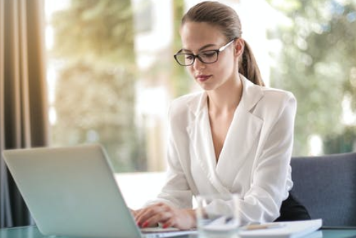 抖音小店管理客服退款權(quán)限，及注意事項