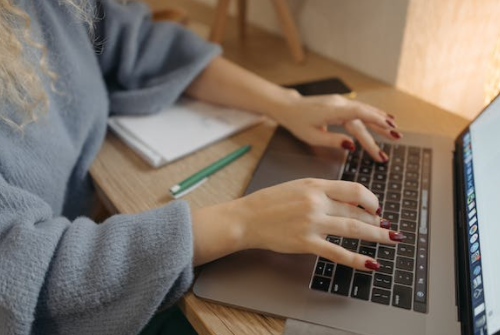 快手客服系統怎么登陸？有哪些登陸方式？