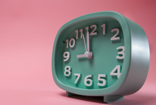 拼多多客服在線服務時間段及客服要掌握的技巧是什么？