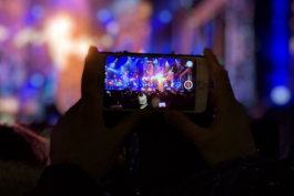 如何制作抖音小視頻?該怎么上熱門?