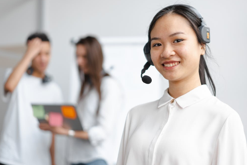 外包客服一個月的費用是怎么算的？大概多少錢？