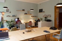 該如何選擇正規的審核外包公司