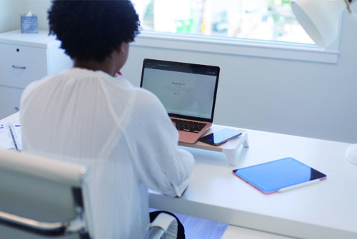 人工內容審核的優缺點