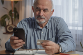 拼多多客服的工作內容(拼多多客服的職責)