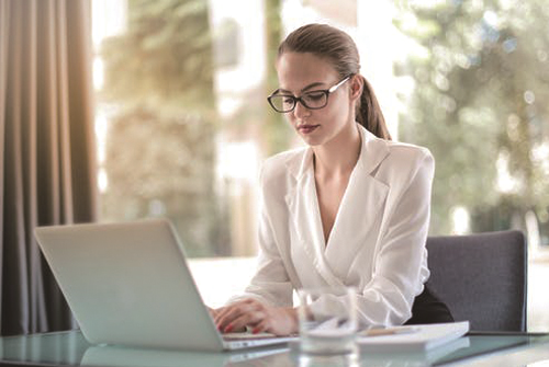 拼多多客服幫買家填寫／修改退貨單號的方法