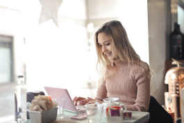 拼多多客服開場白話術(shù)有哪些?如何提升客服服務(wù)能力?