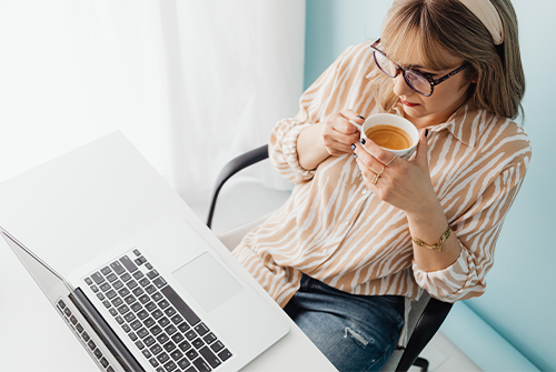 抖音視頻怎么上熱門？如何推廣作品？