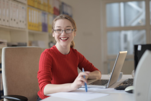 在哪里能找到快手小二？快手小二的工作職責