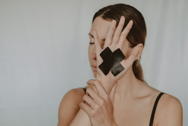 什么情況下抖音客服被禁言？怎樣避免禁言？