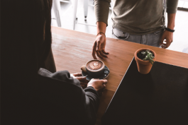 拼多多客服問題背景和導火索 拼多多客服要如何提高服務質量？