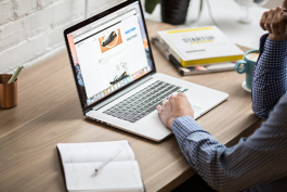 如何設置快手小店的快捷回復？有哪些設置步驟？