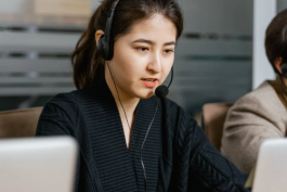 拼多多客服開場白話術(shù)怎么說?如何提升客服專業(yè)能力?