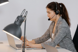 拼多多客服是什么做的?工作職責是什么?