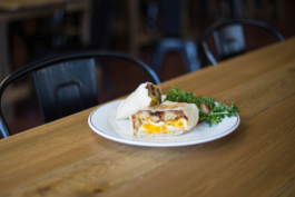 新手開拼多多店該如何正確選品？