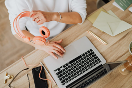 如何開通快手網店？怎么設置上架商品？