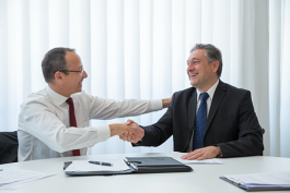 初入職場如何與同事溝通?(職場新人與人溝通小技巧)