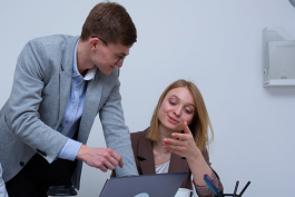 如何處理職場人際關系？有哪些溝通技巧？